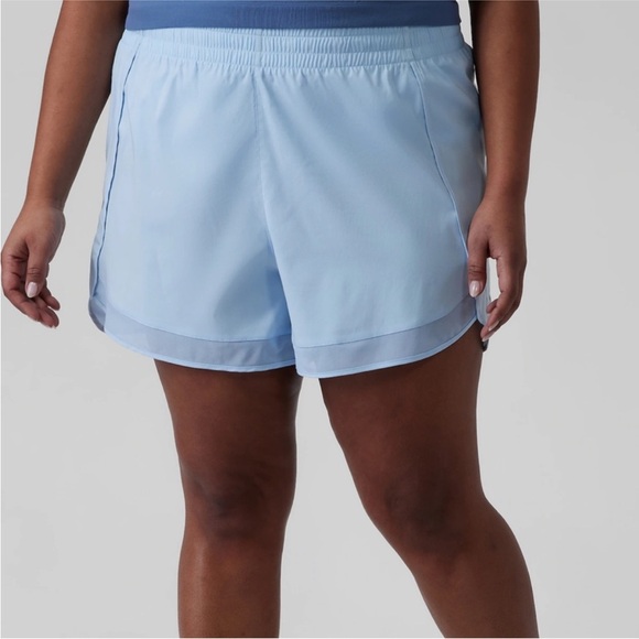 Athleta MESH RACER RUN MID RISE 4 SHORT - Picture 4 of 9